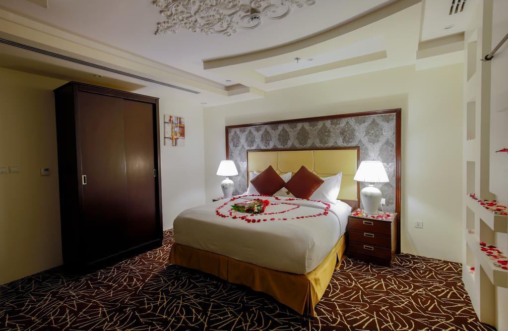 Rest Night Hotel Apartment Riadh Exterior foto A bedroom at the hotel
